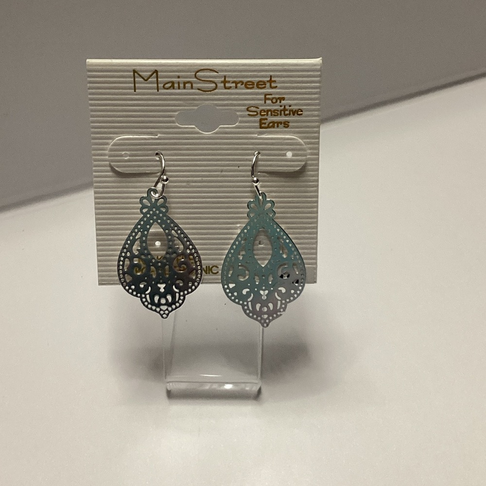 Silver Filigree Earrings